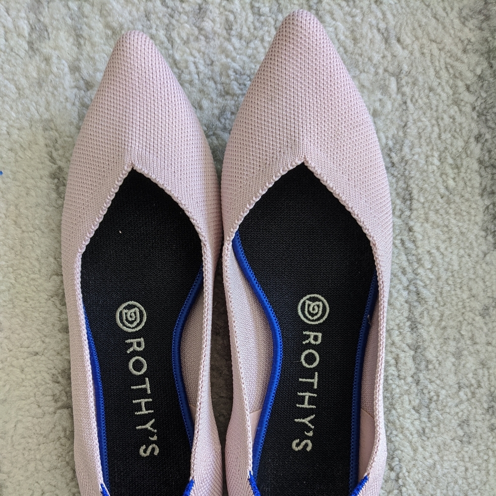 Petal pink pointy rothy 7.5